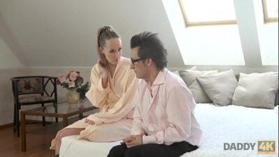 DADDY4K. Testen moderner Ansichten