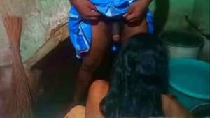 Desi housewife bathroom sex video