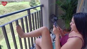 MI NUEVA COMPAÑERA DE CUARTO ACEPTA FOLLAR CONMIGO ANTES QUE LLEGUE SU NOVIO – quieres follar conmigo mientras llega tu novio?