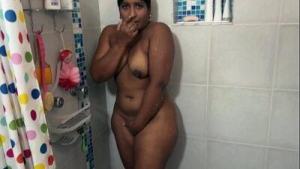 Stepfather takes advantage of his wife’s absence to fuck his stepdaughter in the shower and fill her with cum