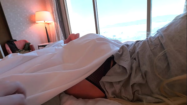 big step sis shares bed on vacation jaz jizzes