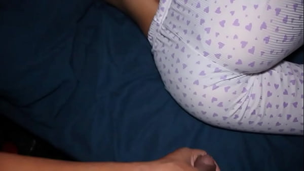 tight pussy stepsisters first creampie