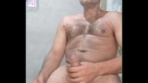 YURI GAÚCHO – MIJADA DE PAU DURO E GOZADA FARTA – URSO BRASILEIRO DOTADO TOCANDO PUNHETA – URSO SOLO PUNHETA