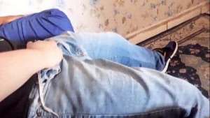TBT Amigo Hetero Veio Em Casa e Vi a Rola Marcando Na Calça e Pedi Pra Mamar Na Brotheragem (COMPLETO NO SHEER E XVIDEOS RED)