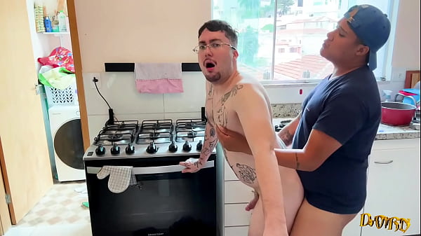 Meu marido chegou do trabalho e já quis me comer na cozinha (COMPLETO NO RED) 1 c356fb3d51f16083d3c6e87f72d6df9c.29