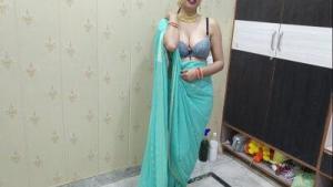 Jiju chut fadne ka irada hai kya, Jija saali best doogystyle underneath Indian sex video with clear Hindi audio