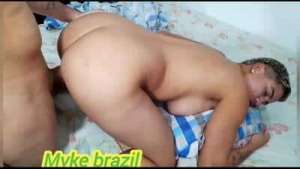 Fudendo com minha amiga sapatao cristal ortega em baixo dos lençóis para ninguém ver veja xvideos Red