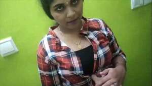 Power Cut Mein Pakdi Gayi – Andhera Tha, Irade Roshan They