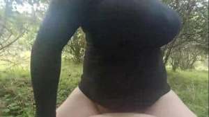Latina PUTONA en el Bosque con un EXTRAÑO exhibiendo su culo y su coño en vestido y tangas en caminata extrema al final folla y CHUPA verga como DIOSA de la naturaleza en usa Estados Unidos desi bhabhi XXX XNXX 4 FULL ON XRED