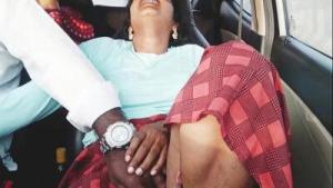 Desi car sex Telugu dirty talks.