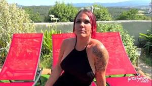 Ava et Ashley, coquines en chaleur, se font tringler dans la bonne humeur