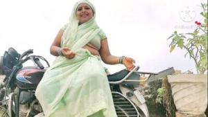 Desi indian padosan bhabhi ki chudai boyfriend se