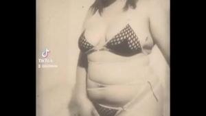 Dale mucho amor a esta publicación y sígueme en tik tok,#porno #curvygirlsvip #plussizegirl #xvideosِ #p…