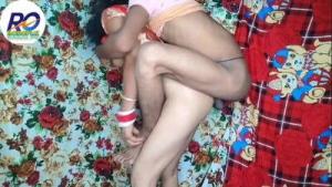 Episode (2)Desi honeymoon for the second time, the bride was made a mare after getting completely naked and the penis was inserted in the ass from behind, Hindi audio Claire Vais