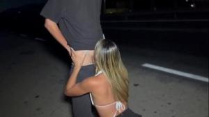 VÍDEO DE CASADA COM ESTRANHO NO MEIO DA RUA RUA