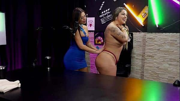 fez um menage com tres homens prefere gravar com mulheres que gosta os conteudos que os assinantes solicitam e os amigos e familiares adoraram o que fez juli figueiro watch on sheer red