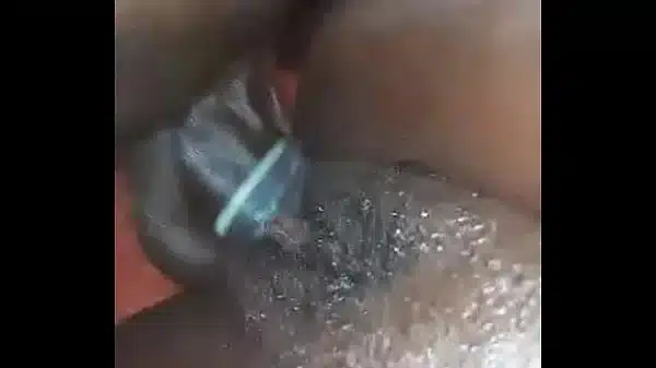 il zimbonyc ruzova hlava pero kurva fialovy cukr till ona cum cazzo dalla testa rosa scopa lo zucchero finche non vibra