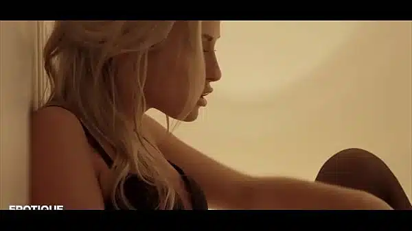 lovely czech babe vinna reed loves sensual