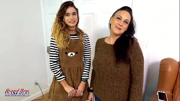 skinny big titted pamela morrison gypsy pokes her pussy and gives a wet bj