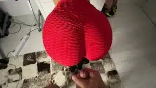 fitness model looking for a sports bra i cum on amazing ass in yoga pants