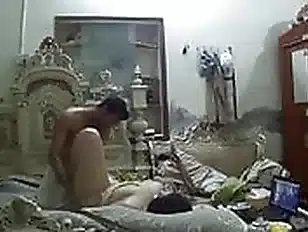 Pakistani girl has sex at home