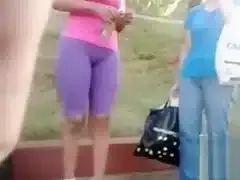 Amateur cameltoe on a chick in workout pants