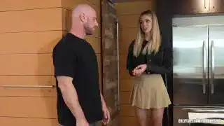 Johnny Sins – Horny Blonde Model Fucks to Pay the Rent!