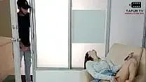 que rico!!! garganta profunda y la leche directo a la garganta de mi madrastra