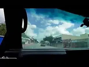 Sunday brunch with her new friendsu5ucRUR