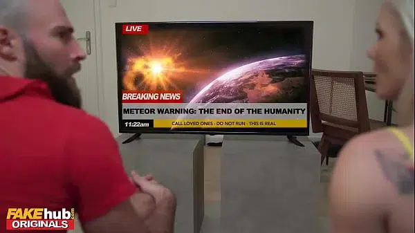 ACCIDENTAL CREAMPIE SEX BEFORE THE END OF THE WORLD!!!!