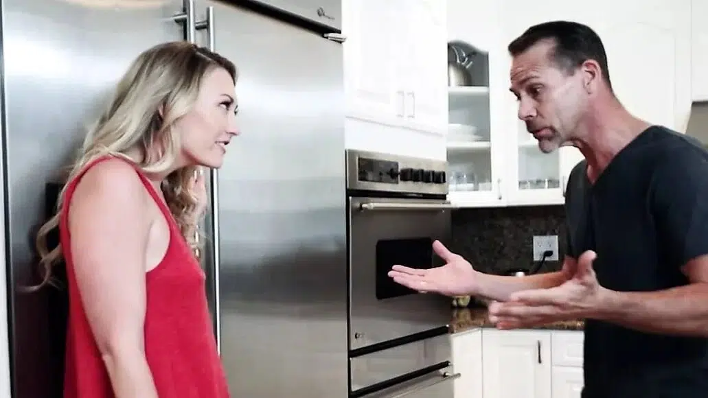 Cute Blonde Bounces Her Booty On Stepdaddy’s Lap