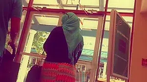 hijab wife big ass walking in street