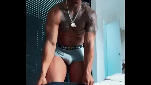 I think u know what’s goin on Brazzers