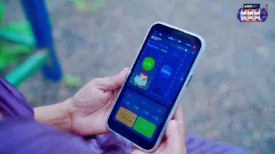 Indian stepmom seduce and fucked hard by her young stepson in the park