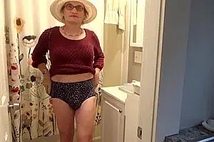 Ladyboy Sveta Lu-sin. 2023d