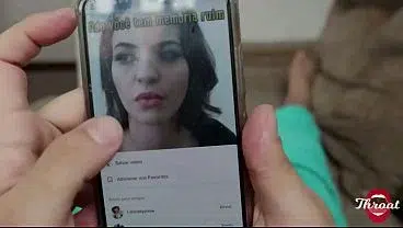 MInha meia-irmã adora usar os pezinhos para me masturbar e a abocanhar meu pau na ausência de nossos pais