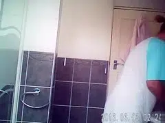 Saggy tits filmed in the bathroom