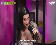 HOT GIRL GIVES ASMR AND BURP SHOW