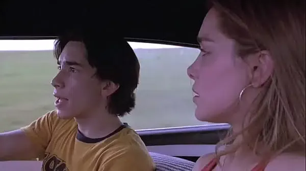 RESUMO DO FILME – OLHOS FAMINTOS Com a participação de Carlinhos Vidente