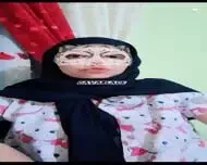 Uting Sella Hijab Nakal Tocil Buka2n