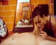 YANNERIS CASTILLO GRANDISIMA PROSTITUTITA VENEZOLANA RADICADA EN CHILE FOLLA MAMA Y SE MASTURBA FELIZ DESPUS DE SALIR PRONTUARIADA CARCEL