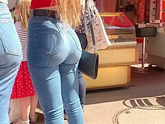 Bubble Butt amazing ass Tight Jeans