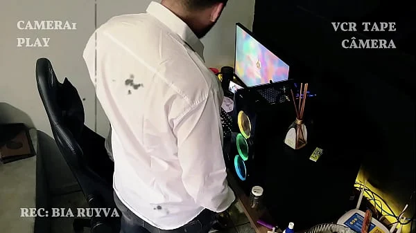 Chupei o pau FEDIDO do meu chefe sem a esposa corna dele saber só pra ganhar um AUMENTO