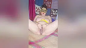 Hot Alisha Bhabhi: Steamy Looks For Every Mood