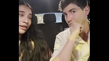 NOS PILLAN FOLLANDO DENTRO DEL COCHE EN EL PARKING DEL SUPERMERCADO- YASMINA KHAN