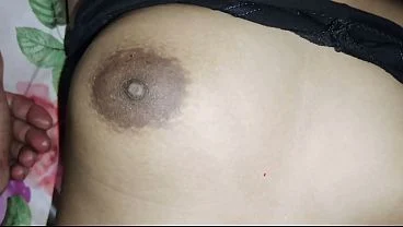 Stepsister Invite me Bedroom and share bed