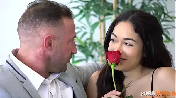 Beautiful Brunette Ginebra Bellucci’s has Fat Ass Slammed in Interracial Threesome GP1963