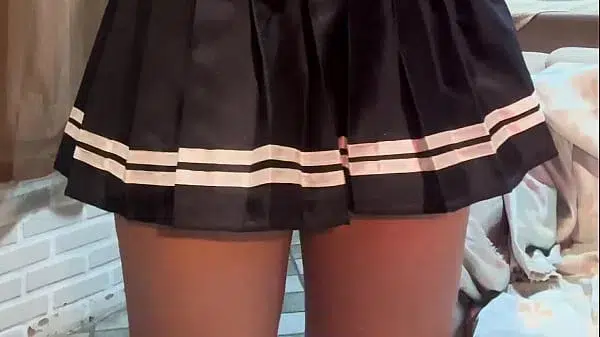 Levantei minha  saia do colegio, estudante vagabunda filma videos porno antes da aula