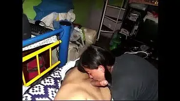 sexo oral en casa amateur