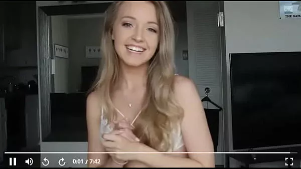 Youtuber/Patreon model bikini/lingerie try on